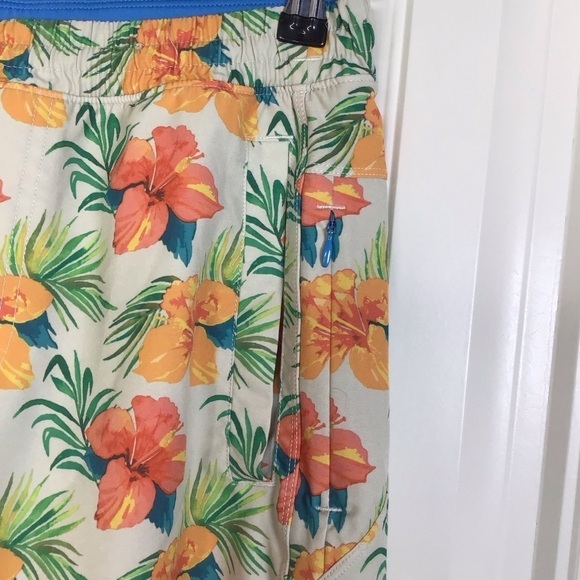 Birddogs Hawaiian Floral Print Gym Shorts Size Small Long. - Picture 4 of 8